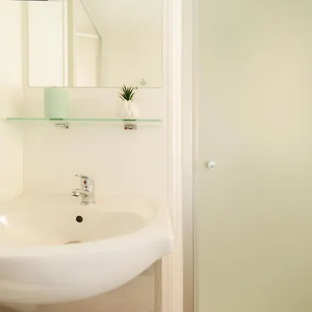 Holiday home Mobil Les Pieds Dans L'eau Canet-en-Roussillon